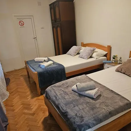 Apartmani, Sobe Ziza *
