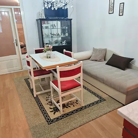 Apartmani, Sobe Ziza *
